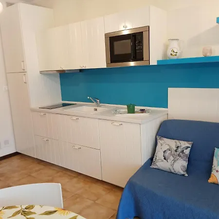 Porto Azzurro Apartment Sirmione